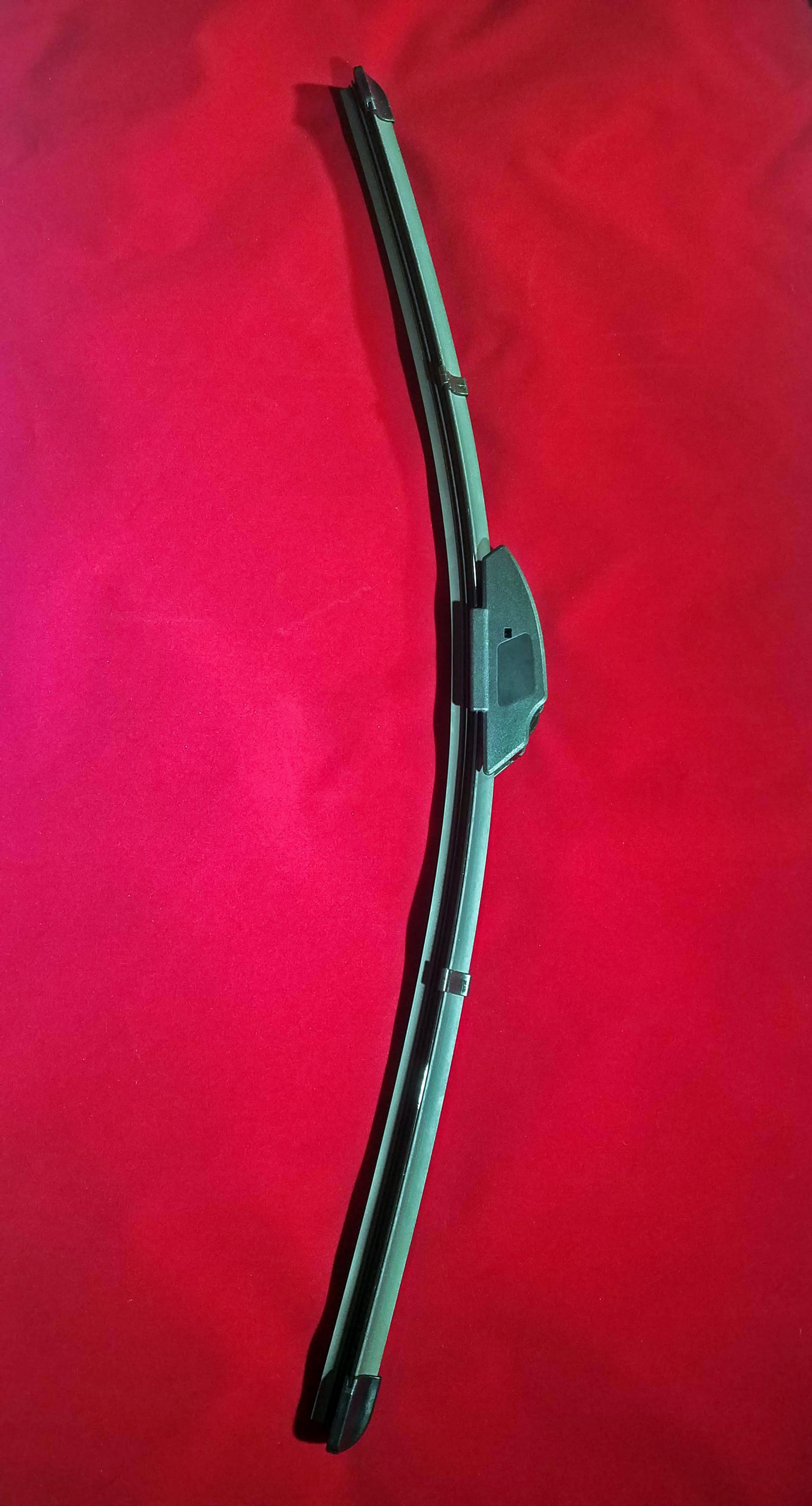 Factory Direct Mitsubishi Genuine OEM Windshield Wiper Blades Part